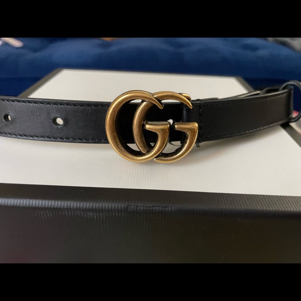 Gucci Marmont Thin Black Leather Gold Buckle Belt Size 65